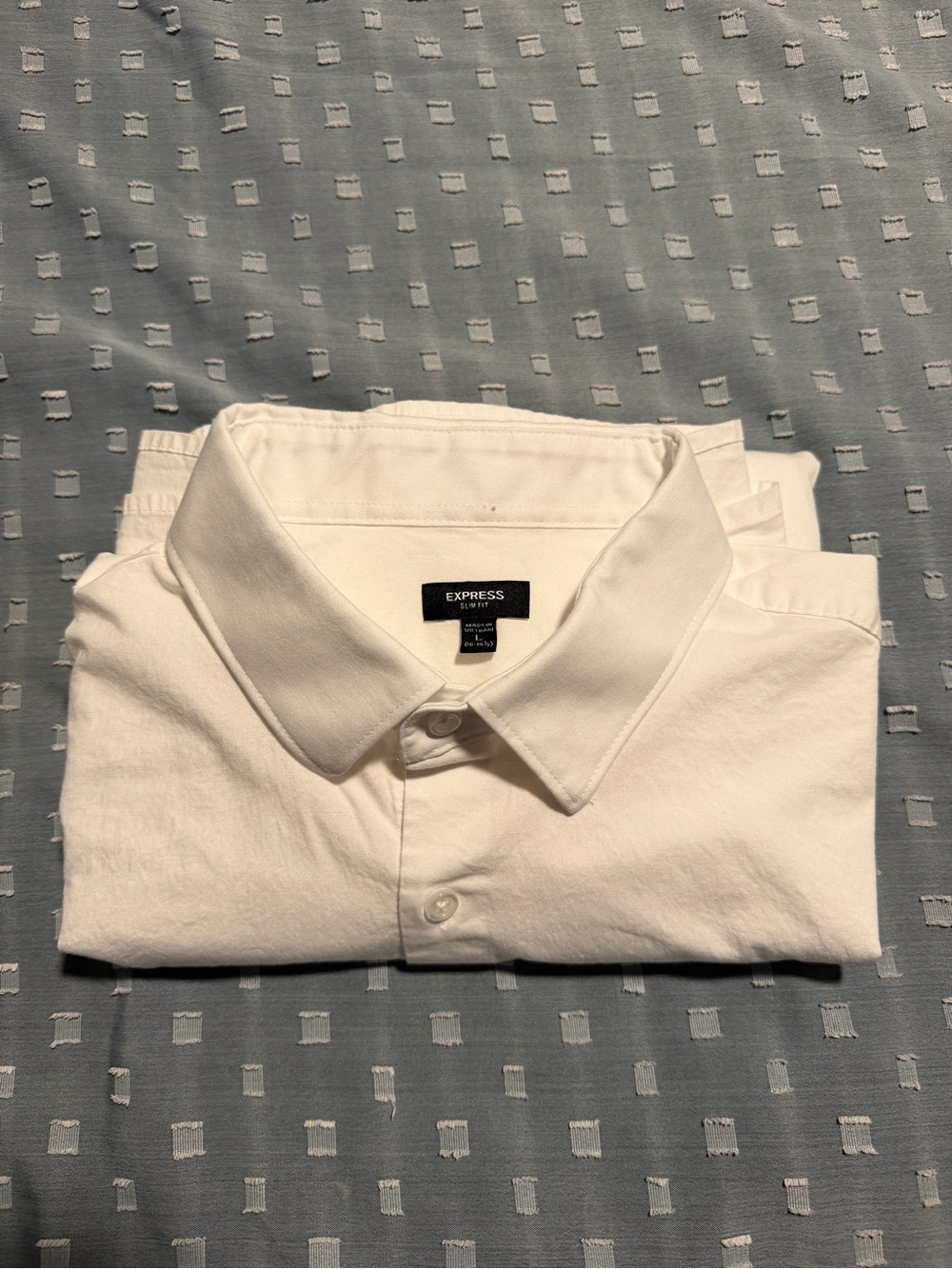 Express Men’s Classic Large Slim-Fit White Button-Up Dress Shirt